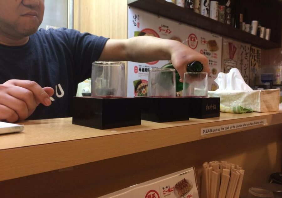Kyoto: Casual Pontocho Evening Food Tour - Pontocho After Dark: Why This Route Works