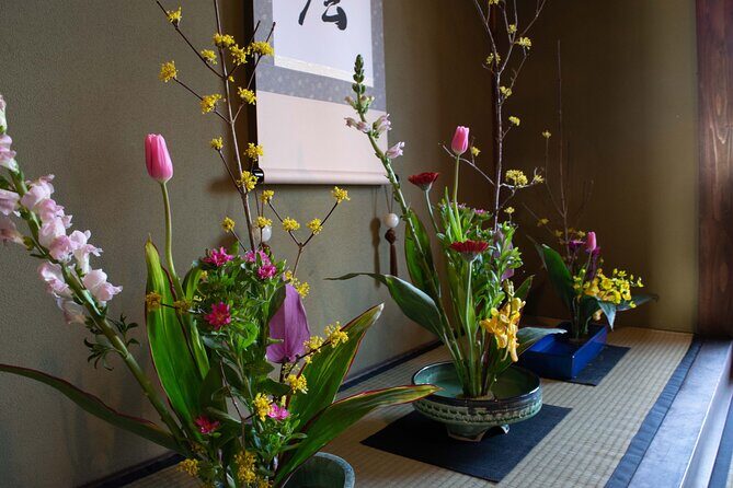 Kyoto Cultural IKEBANA Experience@SEKKA FLOWERS - Materials, Seasonal Mood, and Why That Changes Everything