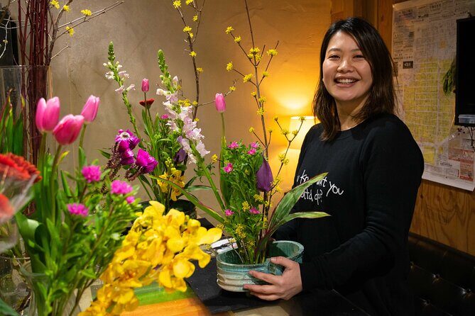 Kyoto Cultural IKEBANA Experience@SEKKA FLOWERS - Getting Your Arrangement Back: Display First, Then Ease Later