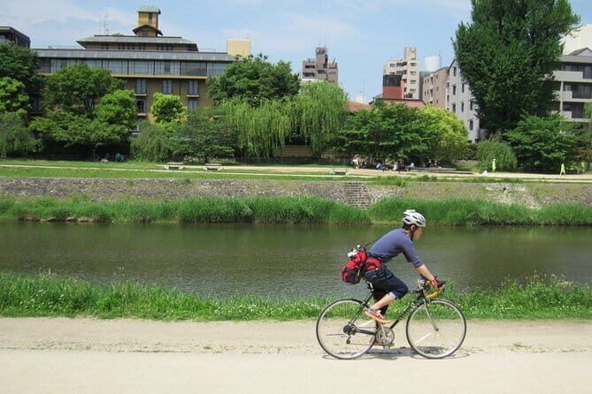 Kyoto E-Bike Tour of Hidden Gems, Backstreets and Temples - Why Kyoto works so well on an e-bike