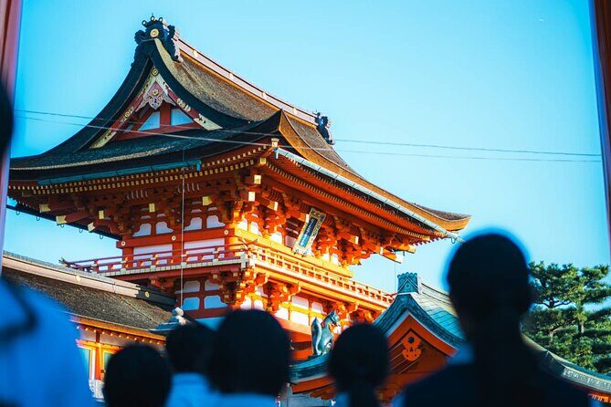 Kyoto Early Bird English Tour: Fushimi-Inari and Arashiyama - Train navigation and group pacing: why the guide matters