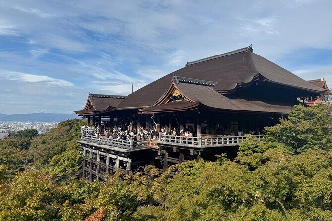 Kyoto Early Bird English Tour: Fushimi Inari & Gion(Private opt) - Gion: The Geisha District Walk That’s Actually Time-Wise
