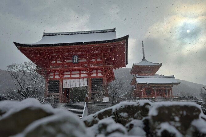 Kyoto Early Bird English Tour: Gion & Higashiyama(Private opt) - Hanamikoji Street: chasing old Kyoto charm (and possible sightings)