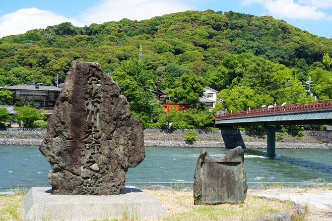 Kyoto Early Bird Tour in Uji and Fushimi Inari - Stop 1: Fushimi Inari-taisha Shrine before the crowd wave