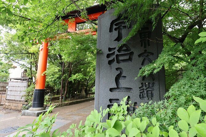 Kyoto Early Bird Tour in Uji and Fushimi Inari - Stop 2: Byodoin Temple and the Phoenix Hall (UNESCO, with entry handled)