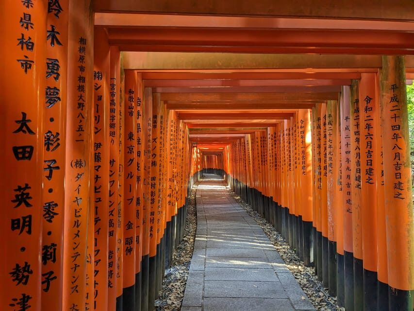 Kyoto: Early Morning Fushimi Inari Shrine - Beat the Crowds - The Viewpoint Stop: A Breather and the Best Angle for the Orange Tunnels