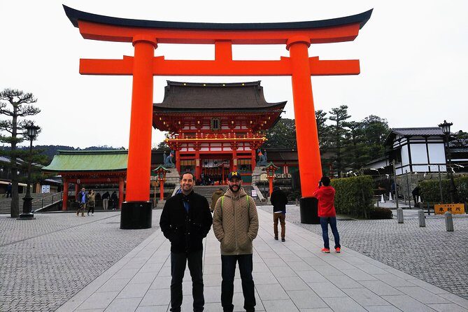 Kyoto Early Riser Golden One-Day Walking Tour - Meeting at Kyoto Station: how the private format changes your whole day