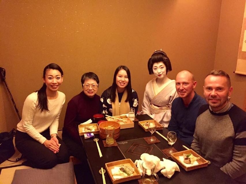 Kyoto Evening Gion Food Tour - Meeting point in Gion: find the Japan Kanji Museum and arrive early