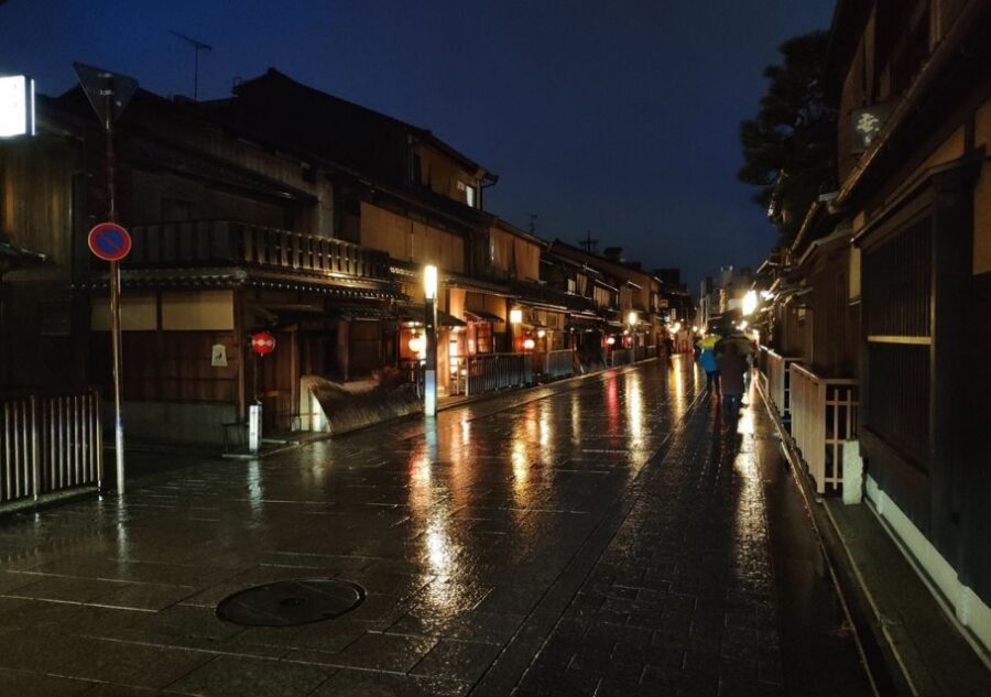 Kyoto Evening Gion Food Tour - Price and value: how $216 lines up when kaiseki is included