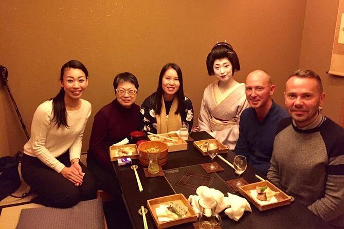 Kyoto Evening Gion Food Tour Including Kaiseki Dinner - Strolling Gionmachi, Shirakawa, and Hanamikoji for real Kyoto atmosphere