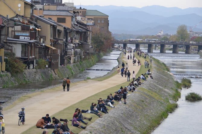 KYOTO Explore Top Highlights by Private Walking Tour - Fushimi Inari Taisha: The Short Course, Not the Full Climb