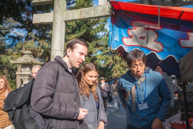 Kyoto Flea Market Cultural Exchange with English Learners - Your English-Learning Local Guide: Practice Japanese Customs the Real Way