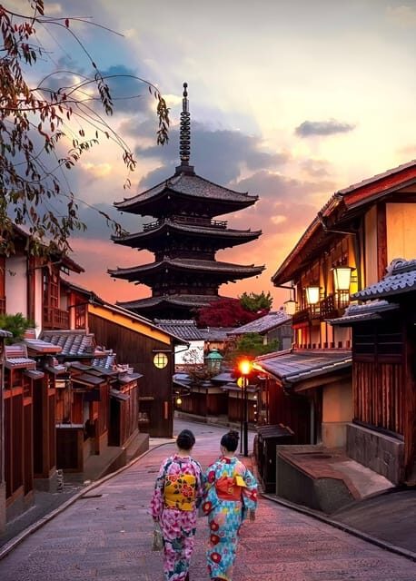Kyoto full day private day trip with English speaking driver - Gion District: photo time with etiquette in mind