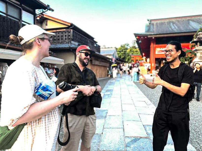 Kyoto: Fushimi Inari Night Walking Tour with Guide - Why a night walk at Fushimi Inari feels different