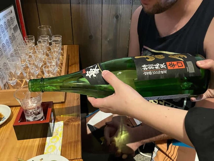 Kyoto: Fushimi Sake District Tour with Boat Ride - The temple pause: a quiet reset before the canals
