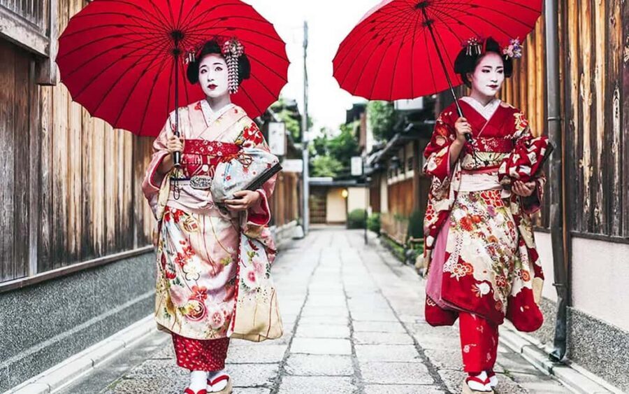 Kyoto: Gion Hidden Gems & Geisha Culture Tour - Tatsumi-jinja and Yasaka Shrine: the 1,000-year stop isn’t just a name