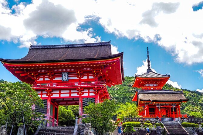 Kyoto Gion Historical Walking Tour - From Ben’s Cookies to Tatsumi Bridge: getting your eyes on Gion right away