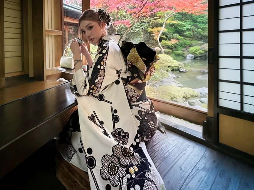Kyoto Gion Kiyomizudera Kimono Yukata Hairstyle | Photoshoot - Price and Value: $21 That Covers the Look, Not the Photography