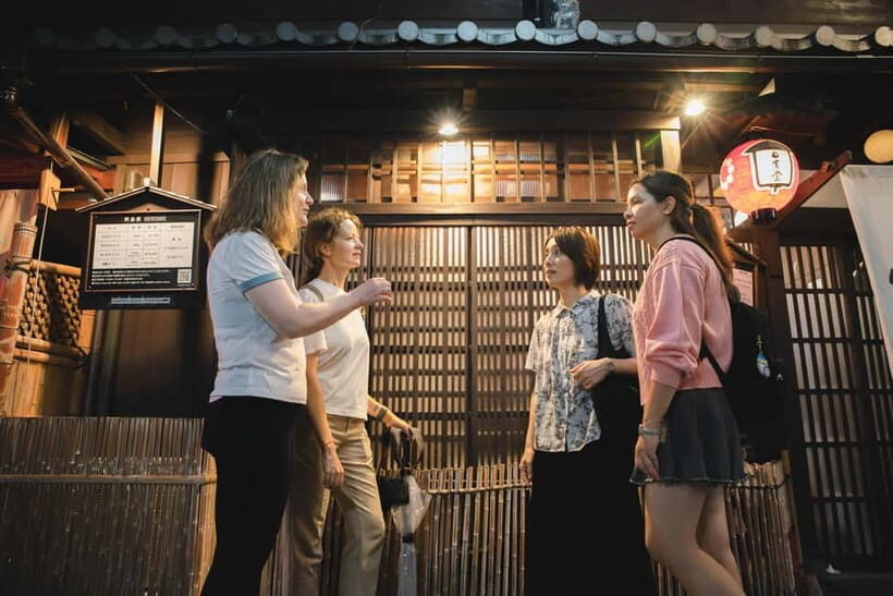 Kyoto: Gion World of the Geisha Guided Walking Tour - Entering Gion’s Geisha World Without Getting Lost in the Details