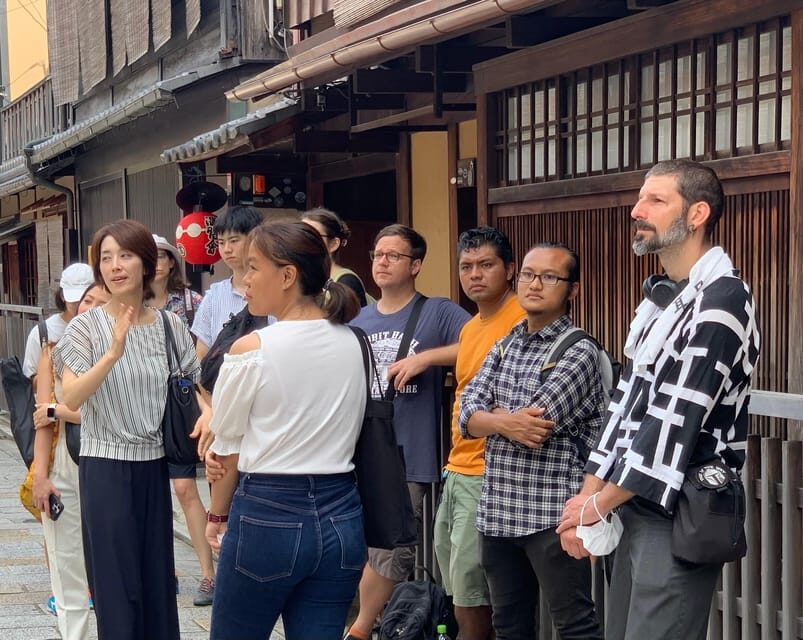 Kyoto: Gion World of the Geisha Guided Walking Tour - Shirakawa Canal Sightseeing: Slower Views in a Legendary Setting