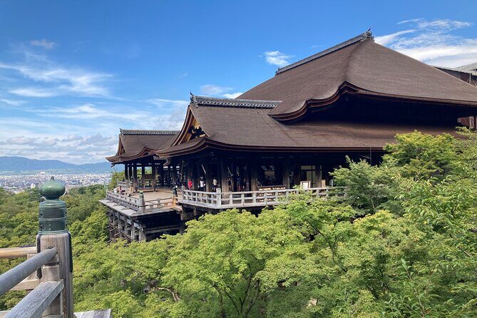 Kyoto Guided Walking Tour Highlight of Kiyomizu & Fushimi Inari - Key Highlights You’ll Actually Feel During the Walk