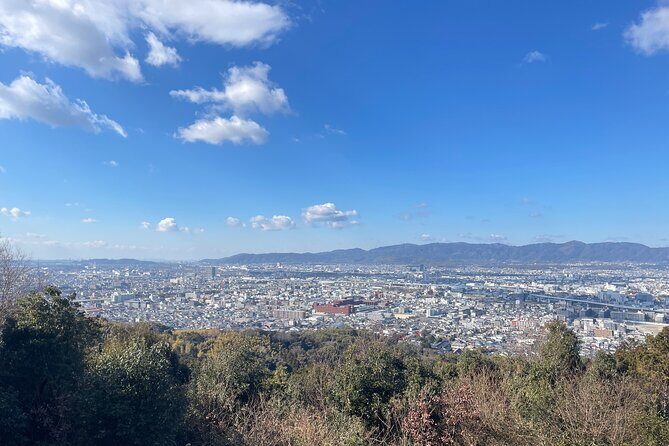 Kyoto Guided Walking Tour: Secret Zen Garden and Fushimi Inari - Okusha Worship Center: ofuda, omamori, and goshuin for the souvenir-minded