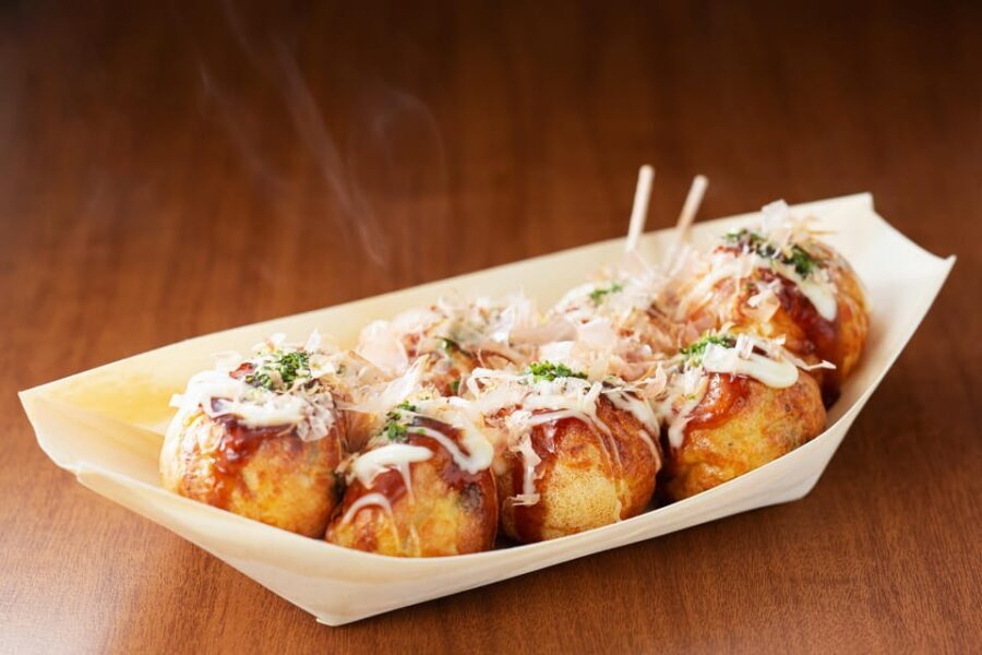 Kyoto: Hands-on Takoyaki and Okonomiyaki Cooking (1 Hour) - Getting there: meeting point and walk from Kyoto stations