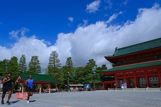 Kyoto Heritage Run - Venture through historical Kyoto landmarks - Kyoto Imperial Palace Park: where the run becomes guided sightseeing