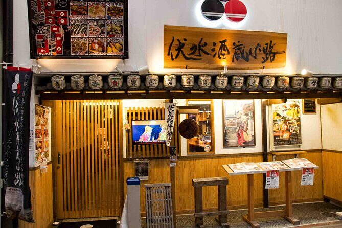 Kyoto Hidden Gem Food Tour in Fushimi - The route pace: 2.5 hours, free flow, and standing time