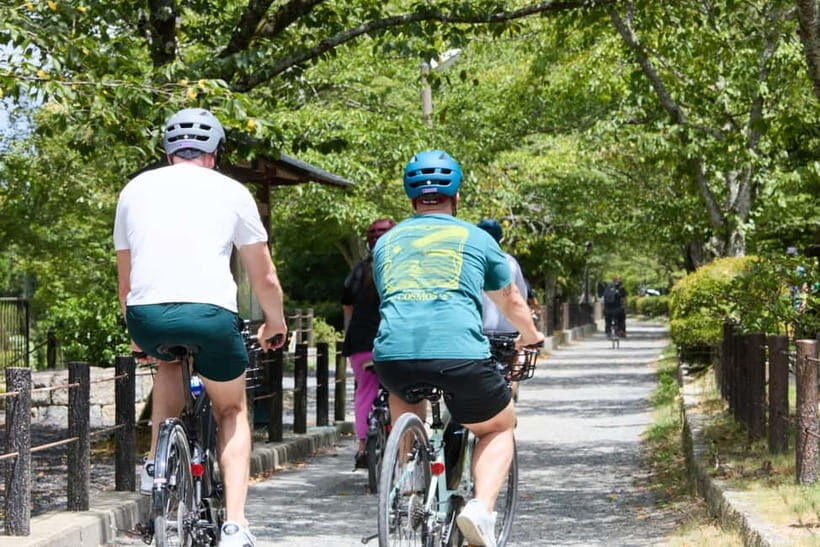 Kyoto: Hidden Gems E-Bike Tour Through Backstreets & Temples - Gion for 20 Minutes: Quick Taste, Not a Marathon