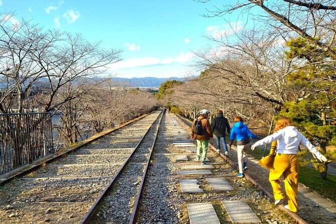 Kyoto: Higashiyama Slow Cycling Tour along the quiet waterfront - Starting at Demachiyanagi Station and getting to the water fast
