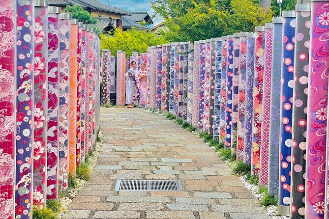 Kyoto Highlights Private Car Day Tour with English Speaking Guide - Fushimi Inari-taisha: torii paths and photo strategy
