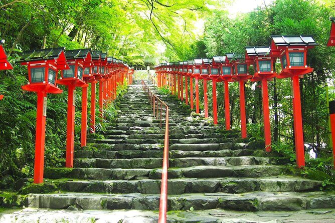 Kyoto Hiking Tour: The Nature and Legends of Kurama and Kibune - Door-to-door transfers and private-guide pacing that actually helps