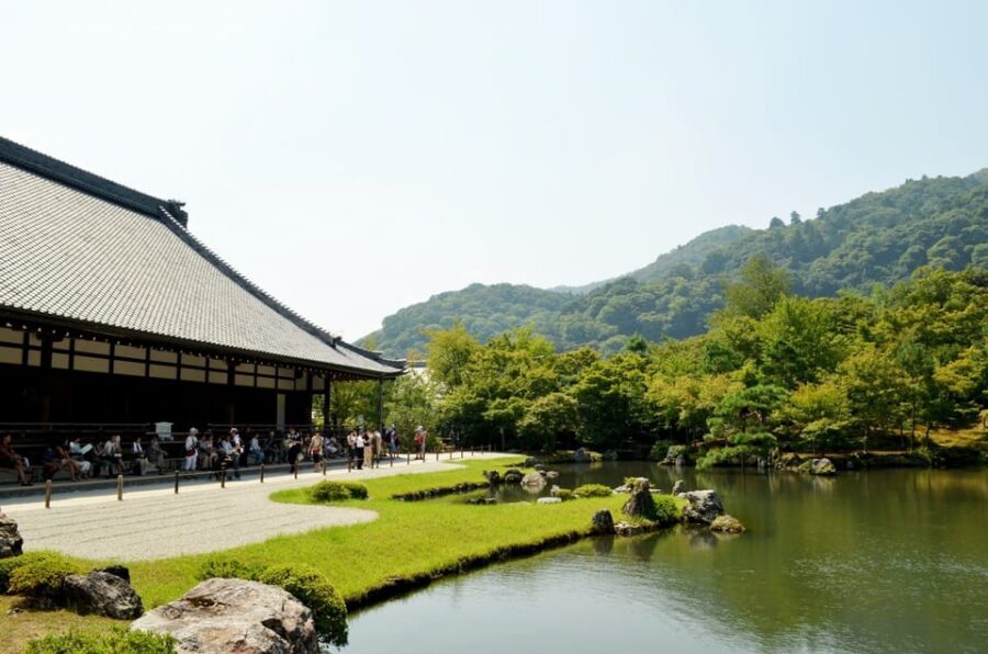 Kyoto: Immersive Arashiyama & Fushimi Inari by Private Car - Tenryu-ji Temple: A Classic Garden Start