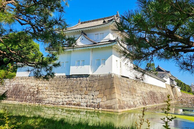 Kyoto Imperial Palace & Nijo Castle Guided Walking Tour - 3 Hours - Nijo Castle stop: shogun-era architecture and gardens you can read