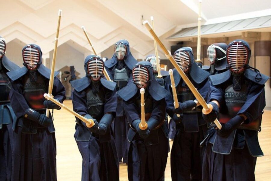 Kyoto: Kendo Samurai Experience Tour - Your 2-hour flow: from basic movement to a controlled match