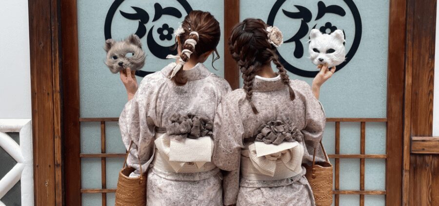 Kyoto: Kimono Rental in Gion Provided by RikaWafuku - What you really get for around $19: kimono rental plus styling