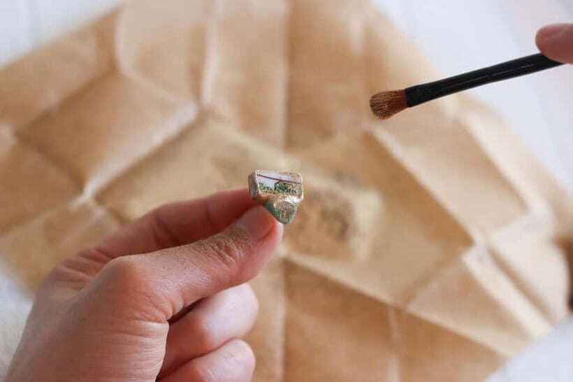 Kyoto: Kintsugi Jewelry Workshop with Natural Stones - Entering the workshop: a quiet Kyoto craft break near Fushimi Inari