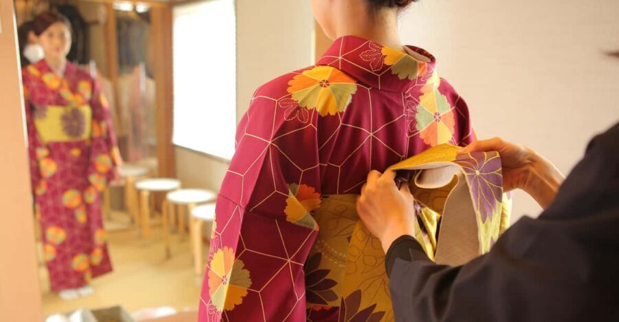 Kyoto : Kiyomizu-dera Temple : kimono and Indoor photo shoot - Who This Kyoto Kiyomizu-dera Kimono Photo Day Suits Best