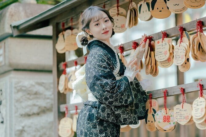 Kyoto Kiyomizudera Kimono Dressing with Hairstyle | Photoshoot - Practical realities: returns, storage, and the pregnancy safety rule