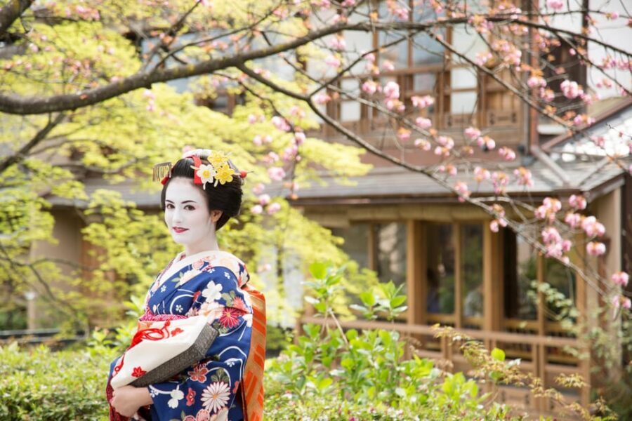 Kyoto: Maiko Makeover and Photoshoot Experience - Child Maiko shoot plan: a different track with its own photo package