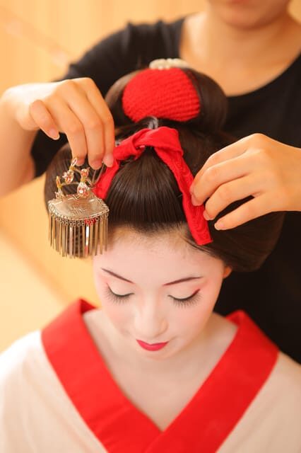 Kyoto: Maiko Makeover and Photoshoot Experience - Meeting Point Near Kiyomizu-michi: The part you should not rush