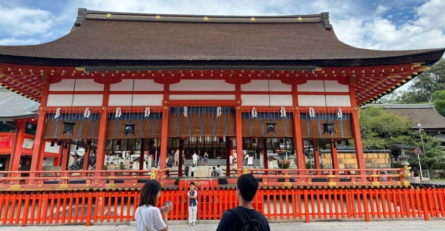 Kyoto & Nara Full Day Customised Tour - Kyoto morning flow: Arashiyama’s atmosphere, then Fushimi Inari’s climb