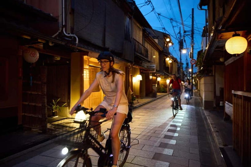 Kyoto: Night E-Bike Tour Hidden Gems & Backstreets - Miyagawasuji and the Quiet Streets: Getting Oriented Without the Grind