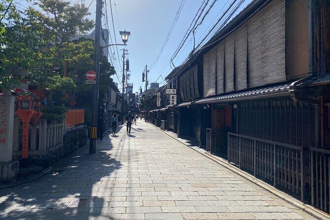 Kyoto Night Food Tour Explore Kiyamachi's Culinary Delights - Why This Kyoto Night Food Tour Feels Worth It