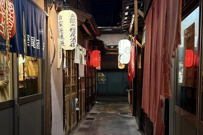 Kyoto Night Foodie Tour – Hidden Izakayas & Local Flavors - The big drink-and-dish stop: craft beer, sake, and whisky pairings