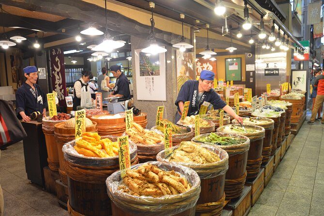 Kyoto Nishiki Market Tour - Nishiki is crowded: how to handle the noise and still enjoy the food