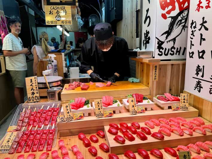 Kyoto: Nishiki Market Tour with a Local Foodie & Tastings - Teramachi Street Arcade: shopping rhythm before the snack crawl