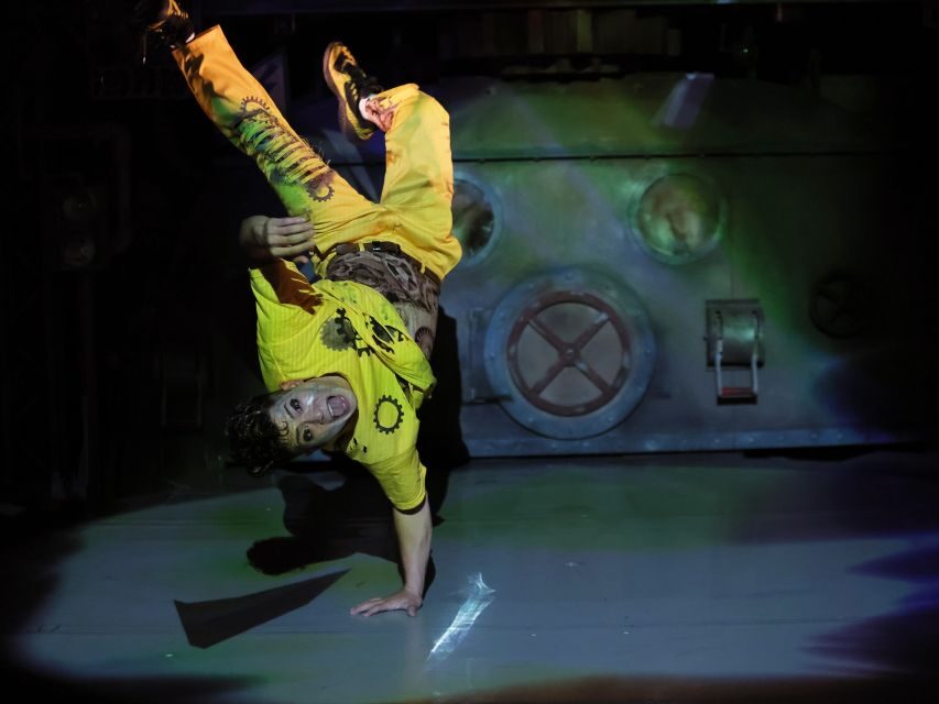 Kyoto: Non-Verbal Theatre Show Tickets at GEAR - Stage effects and performance style you can actually see
