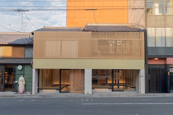 Kyoto : Okada Tea Ceremony & Kimono - Why this kimono-and-tea format is smart in Kyoto